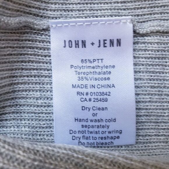 John & Jenn gray ribbed round neck sweater - Picture 4 of 6